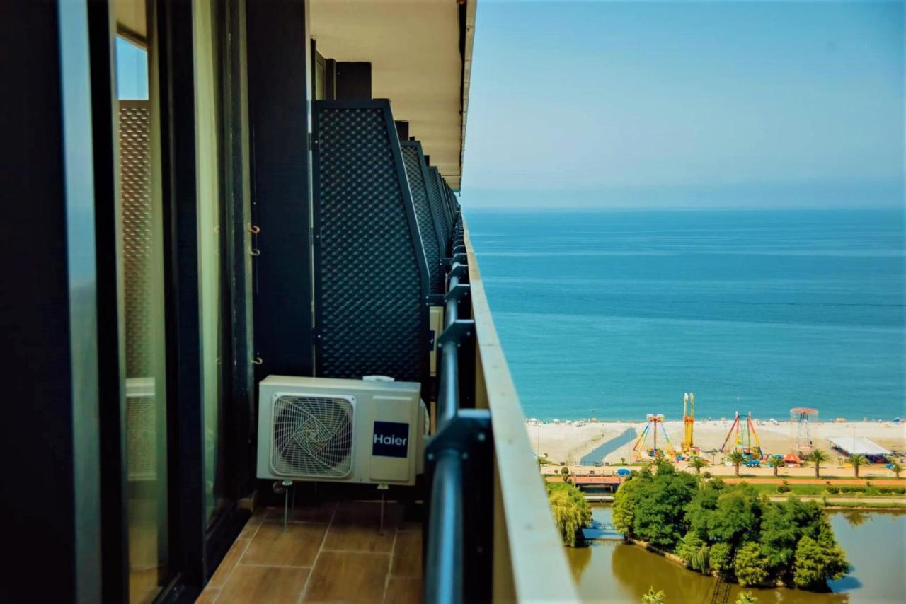 الشقق الفندقية باتوميفي  Orbi City Sea View - Special Category المظهر الخارجي الصورة