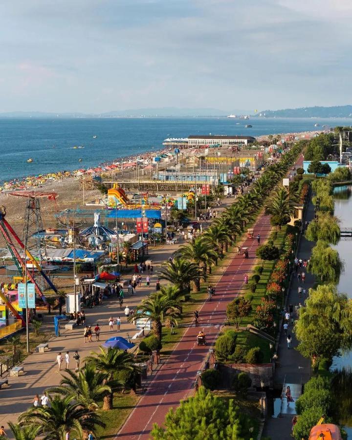 الشقق الفندقية باتوميفي  Orbi City Sea View - Special Category المظهر الخارجي الصورة