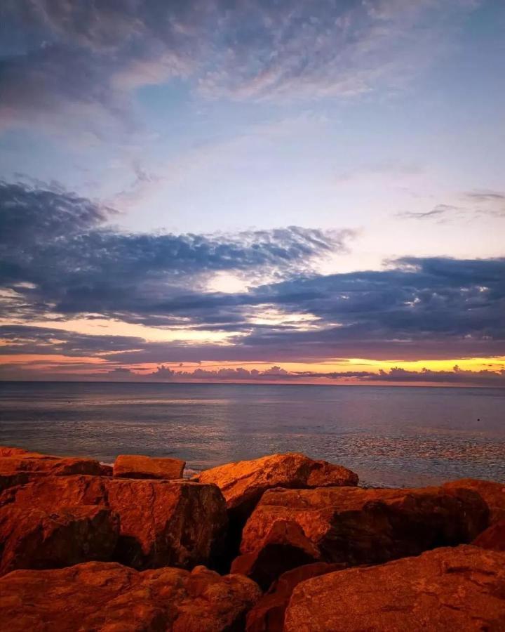 الشقق الفندقية باتوميفي  Orbi City Sea View - Special Category المظهر الخارجي الصورة